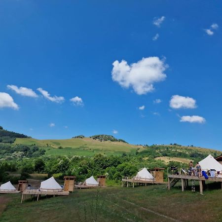 Hotel The Hunters Glamping Ciudanovita Exterior foto