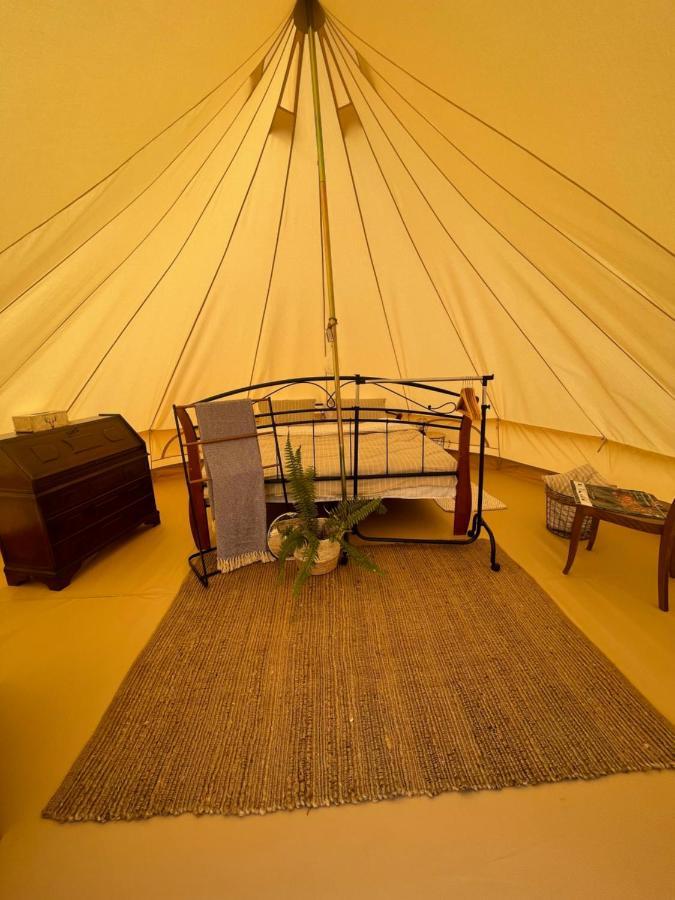 Hotel The Hunters Glamping Ciudanovita Exterior foto