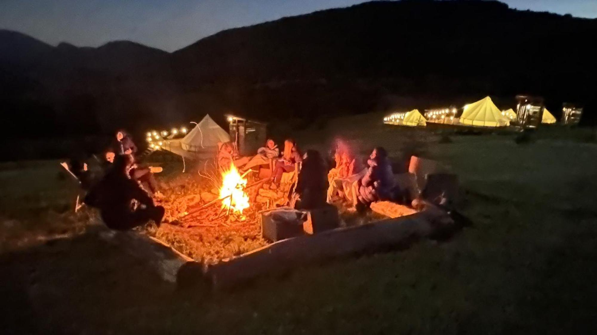 Hotel The Hunters Glamping Ciudanovita Exterior foto